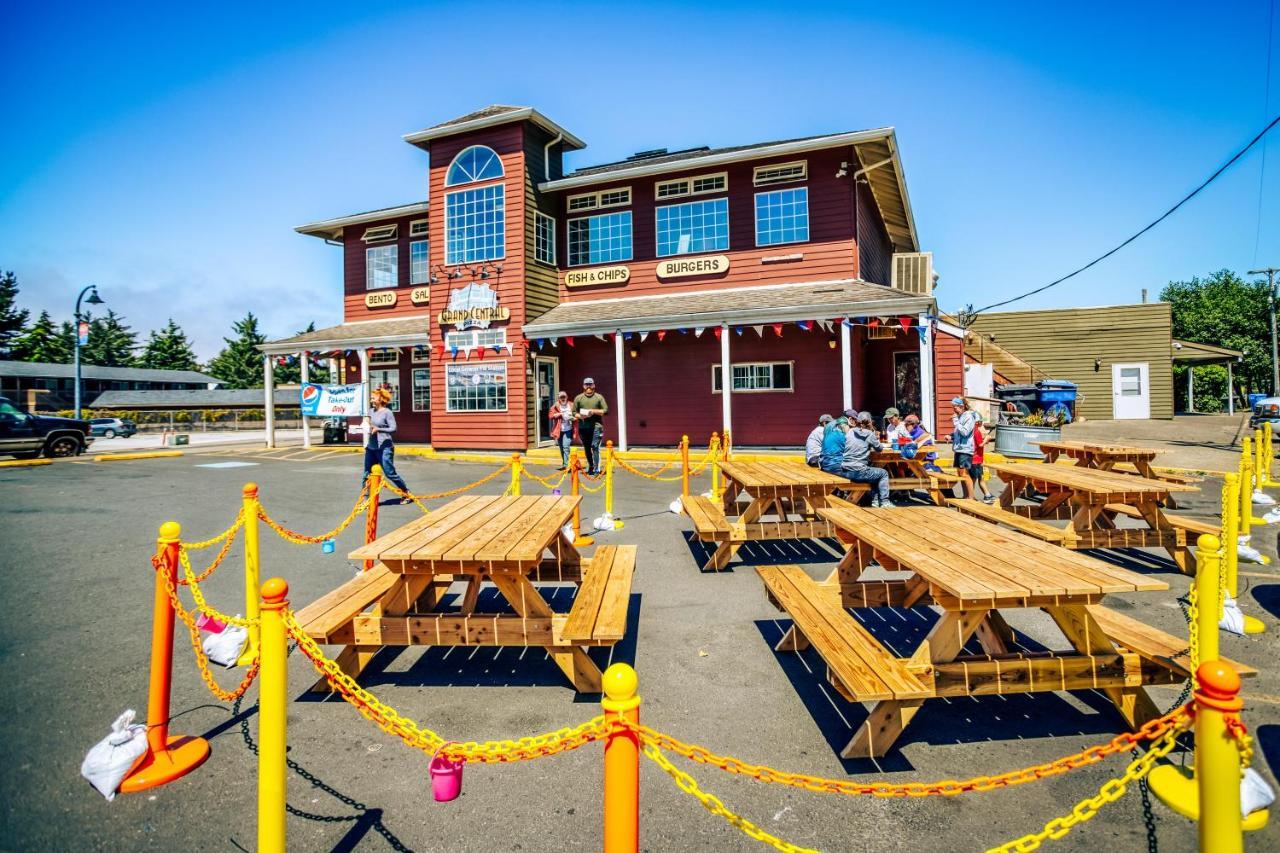 Bud-N-Molly'S ヴァルドポート エクステリア 写真